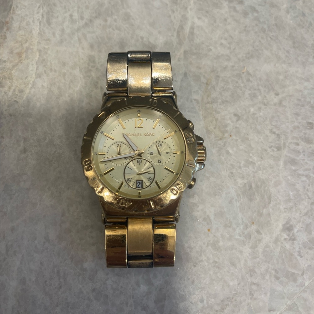 MICHAEL KORS gold watch
